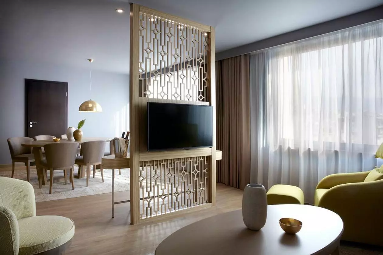 WYNDHAM_SHABAVIZ (10).jpg